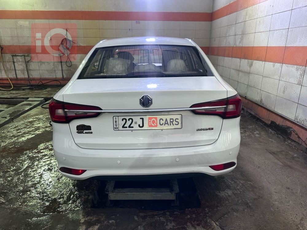 MG 5